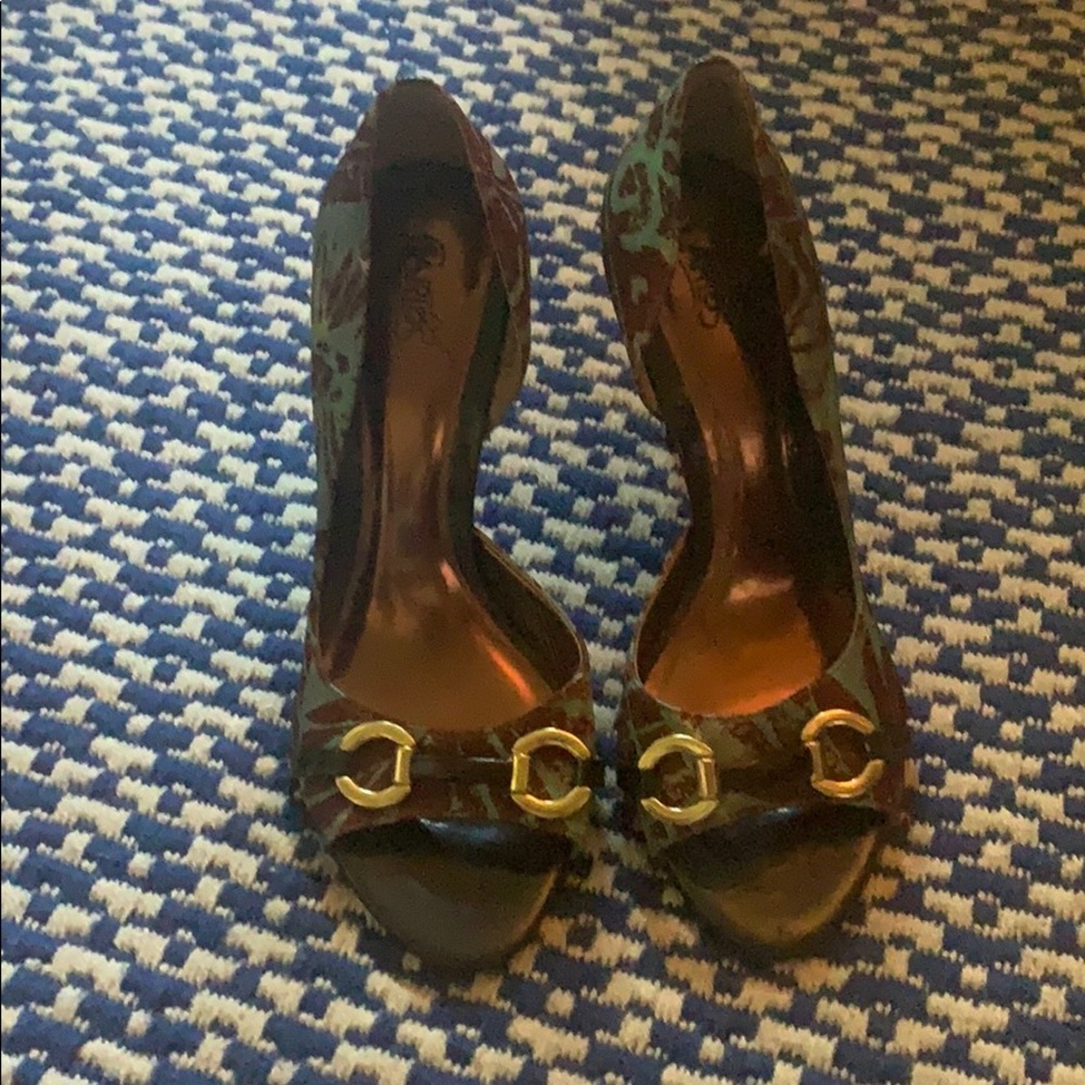 Carlos Santana heals